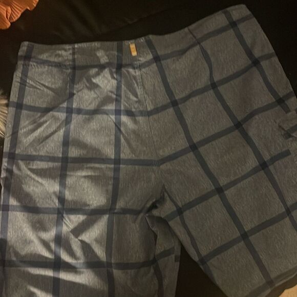 Quicksilver waterman  shorts - Picture 6 of 6